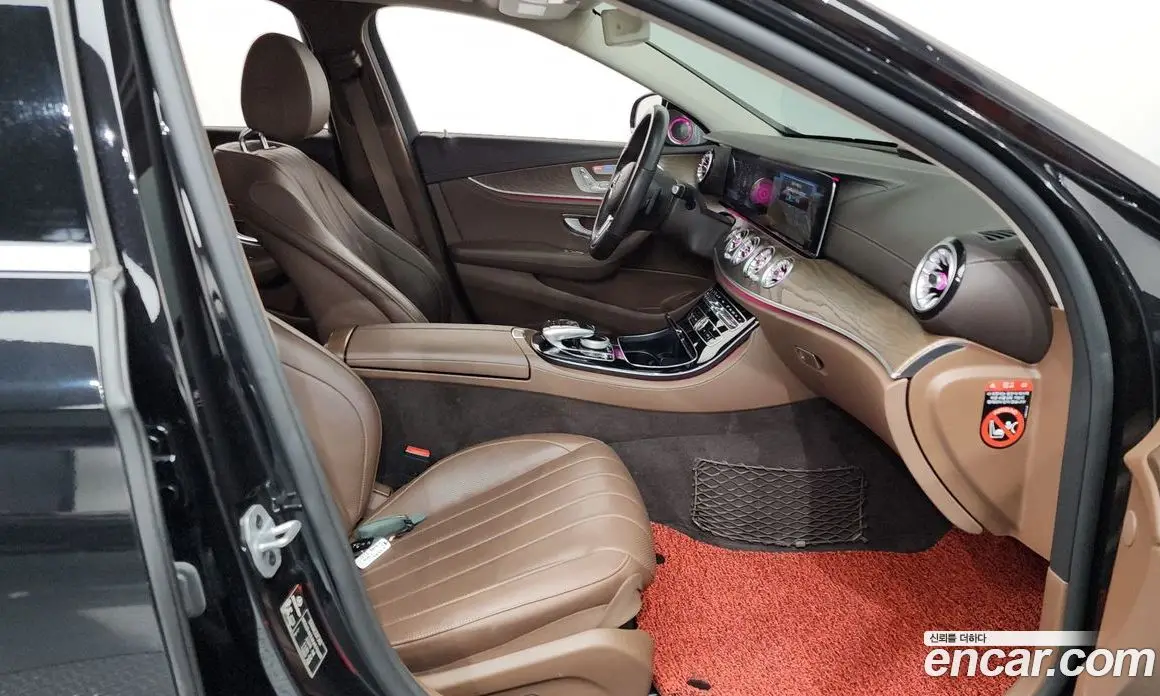 Mercedes-Benz E-Class 2019 2.0 автомат (гидро), фото 16