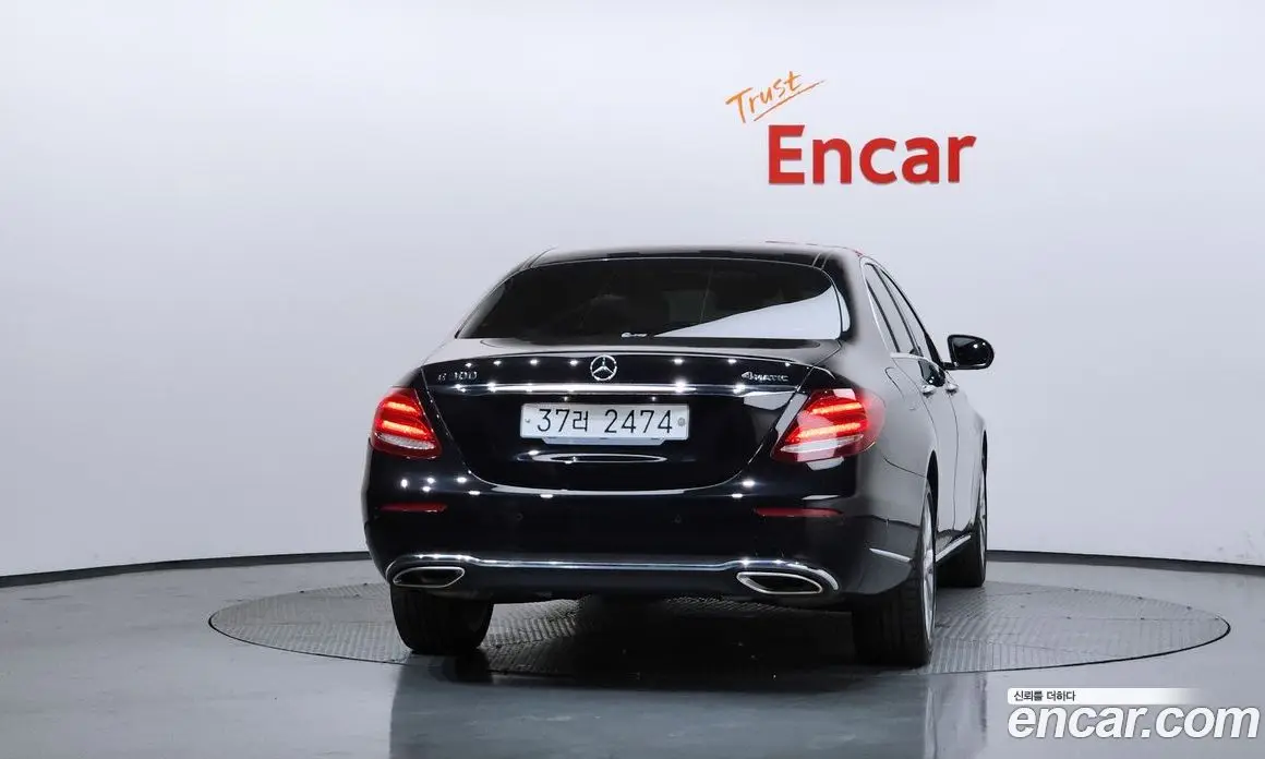Mercedes-Benz E-Class 2019 2.0 автомат (гидро), фото 4