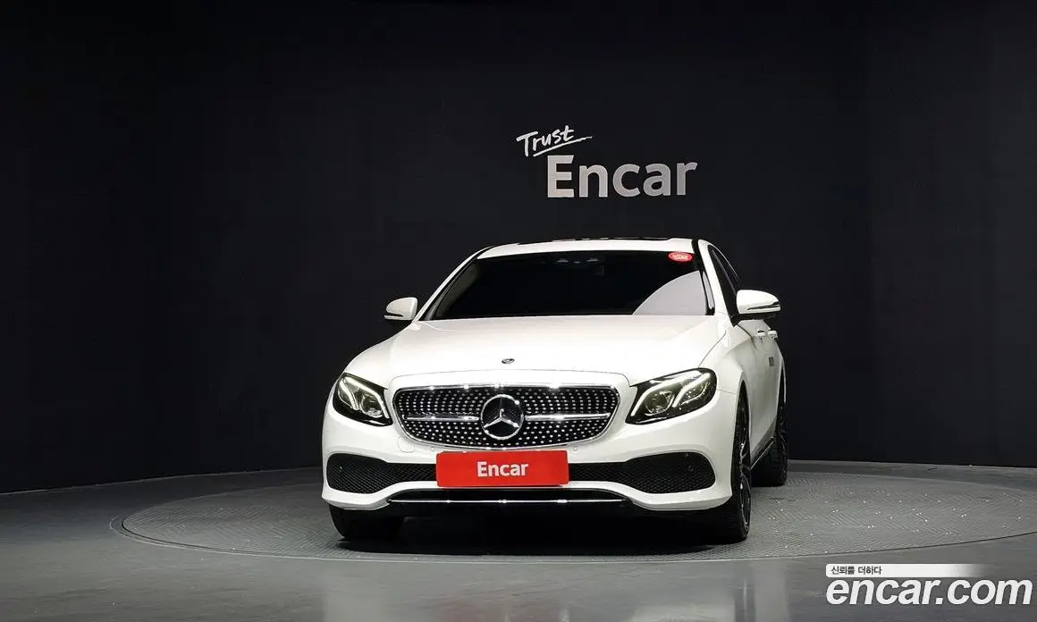 Mercedes-Benz E-Class 2019 2.0 автомат (гидро), фото 3