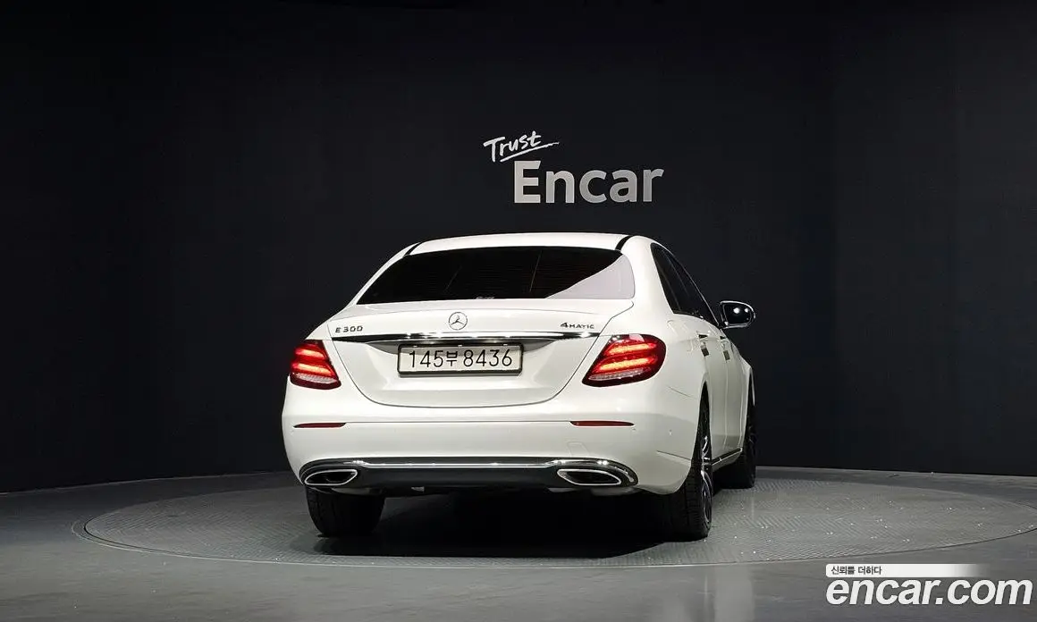 Mercedes-Benz E-Class 2019 2.0 автомат (гидро), фото 4