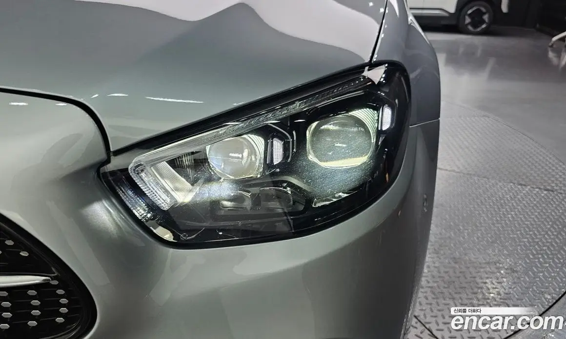 Mercedes-Benz E-Class 2022 2.0 автомат (гидро), фото 8