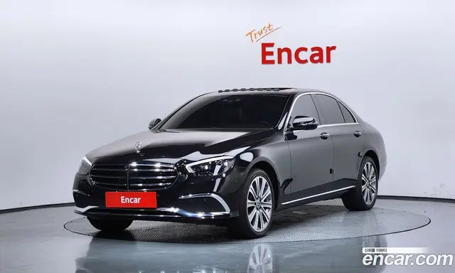 Mercedes-Benz E-Class, 2023, 66 051 км
