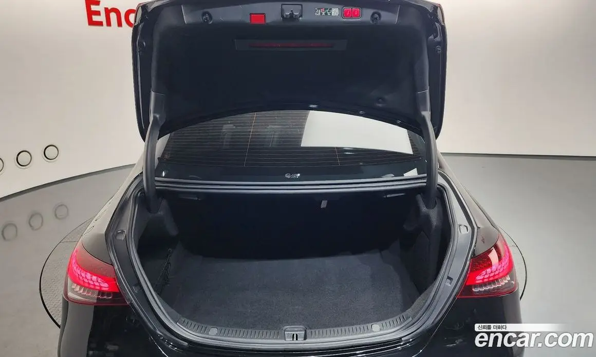 Mercedes-Benz E-Class 2023 2.0 автомат (гидро), фото 19