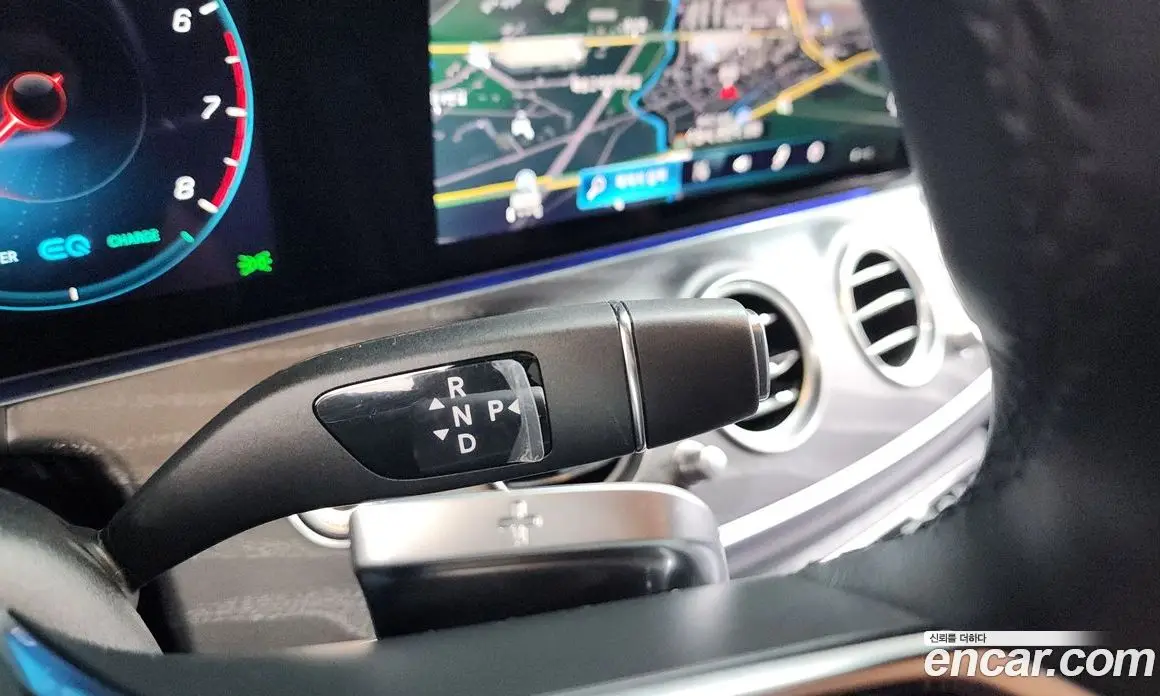 Mercedes-Benz E-Class 2023 2.0 автомат (гидро), фото 20