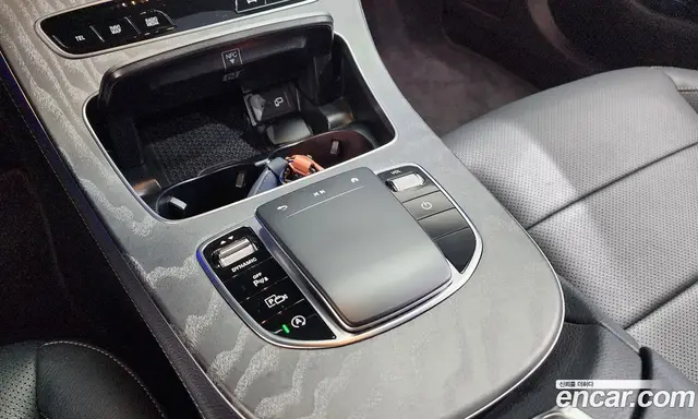 Mercedes-Benz E-Class 2023 2.0 автомат (гидро), миниатюра 9