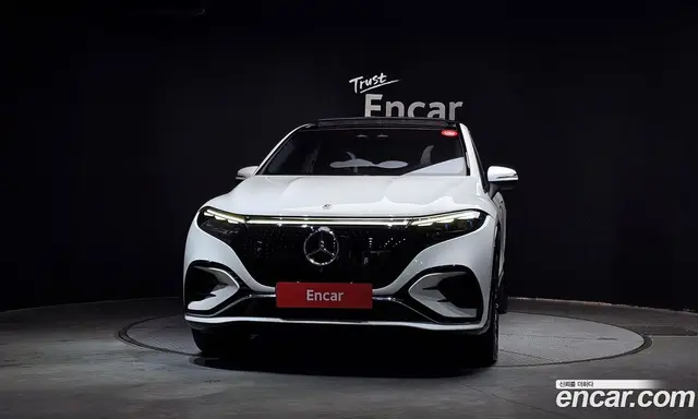 Mercedes-Benz EQS 2023 0.3 автомат (гидро), миниатюра 3
