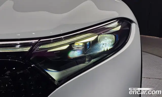 Mercedes-Benz EQS 2023 0.3 автомат (гидро), миниатюра 8