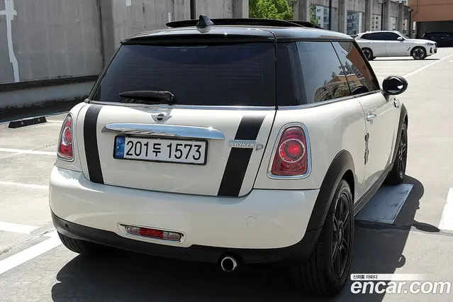 Mini Cooper 2013 2.0 автомат (гидро), миниатюра 2 Mini Cooper 2013 2.0 автомат (гидро), миниатюра 2