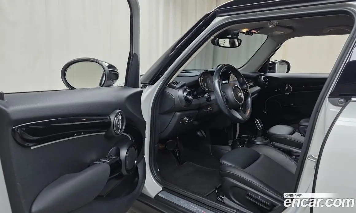 Mini Cooper 2021 2.0 автомат (гидро), фото 10