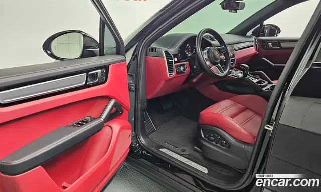 Porsche Cayenne 2022 3.0 автомат (гидро), миниатюра 10