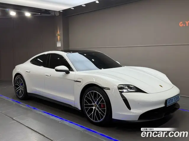 Porsche Taycan 2021 автомат (гидро), миниатюра 2