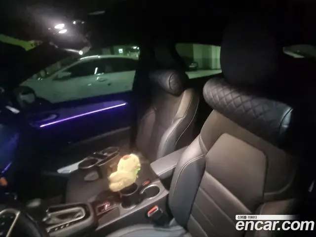 Renault (Samsung) Arkana 2024 1.6 автомат (гидро), миниатюра 6 Renault (Samsung) Arkana 2024 1.6 автомат (гидро), миниатюра 6
