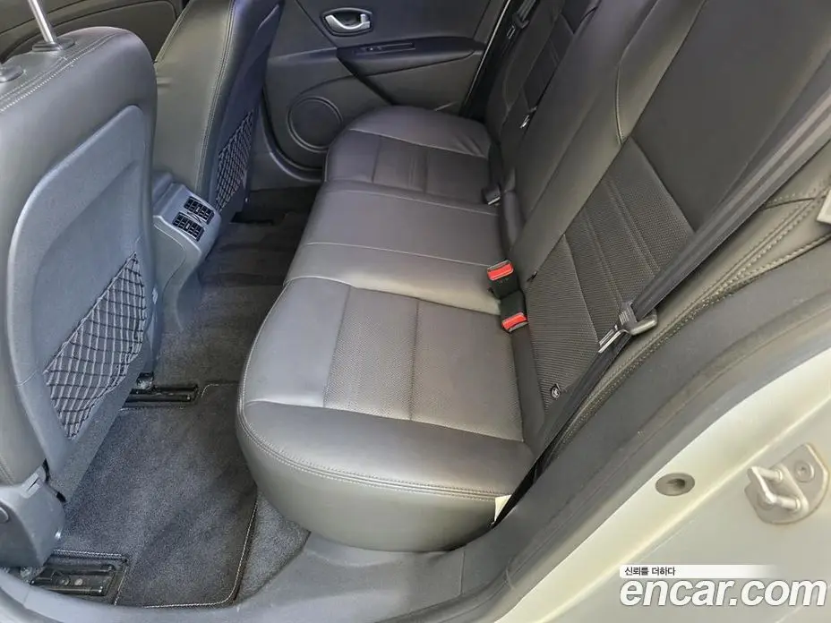 Renault (Samsung) SM3 2016 1.6 автомат (гидро), фото 12 Renault (Samsung) SM3 2016 1.6 автомат (гидро), фото 12
