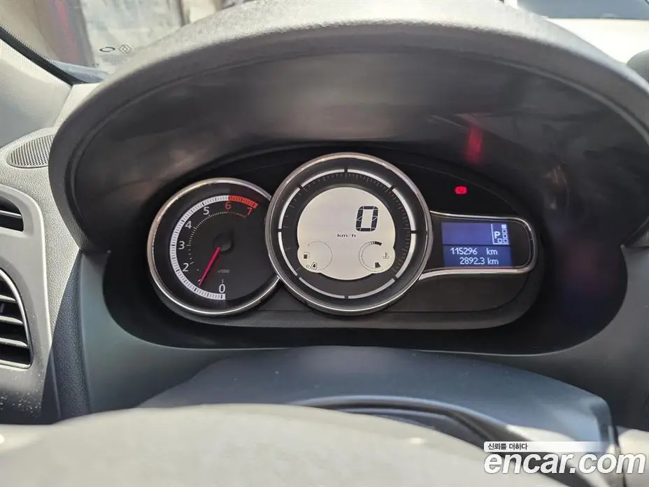 Renault (Samsung) SM3 2016 1.6 автомат (гидро), фото 18 Renault (Samsung) SM3 2016 1.6 автомат (гидро), фото 18
