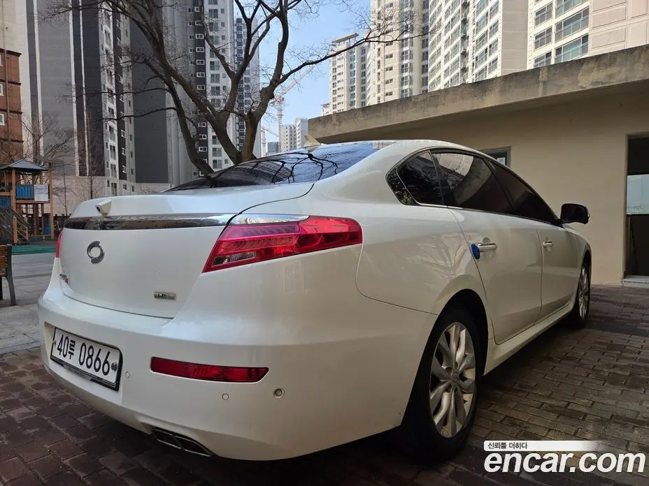 Renault (Samsung) SM7 2015 2.0 автомат (гидро), фото 6 Renault (Samsung) SM7 2015 2.0 автомат (гидро), фото 6