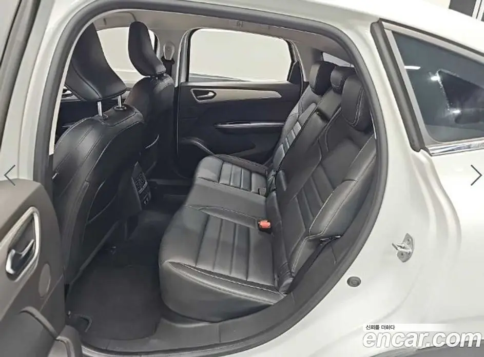 Renault (Samsung) XM3 2023 1.6 автомат (гидро), фото 12