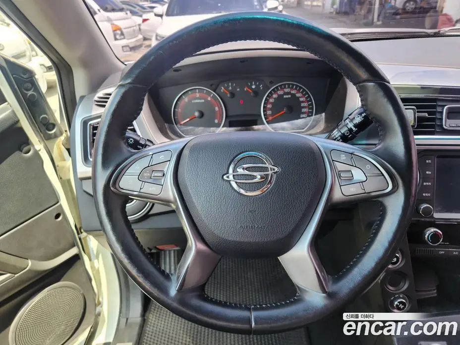 SsangYong Korando 2017 2.2 автомат (гидро), фото 11