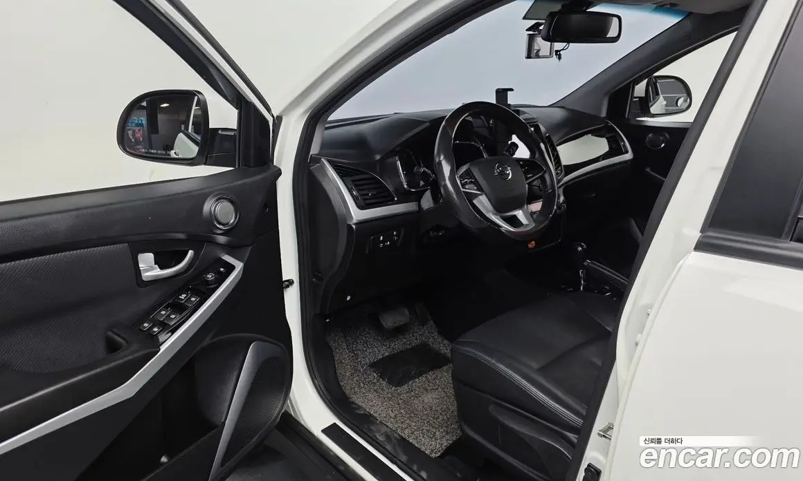 SsangYong Korando 2018 2.2 автомат (гидро), фото 10 SsangYong Korando 2018 2.2 автомат (гидро), фото 10