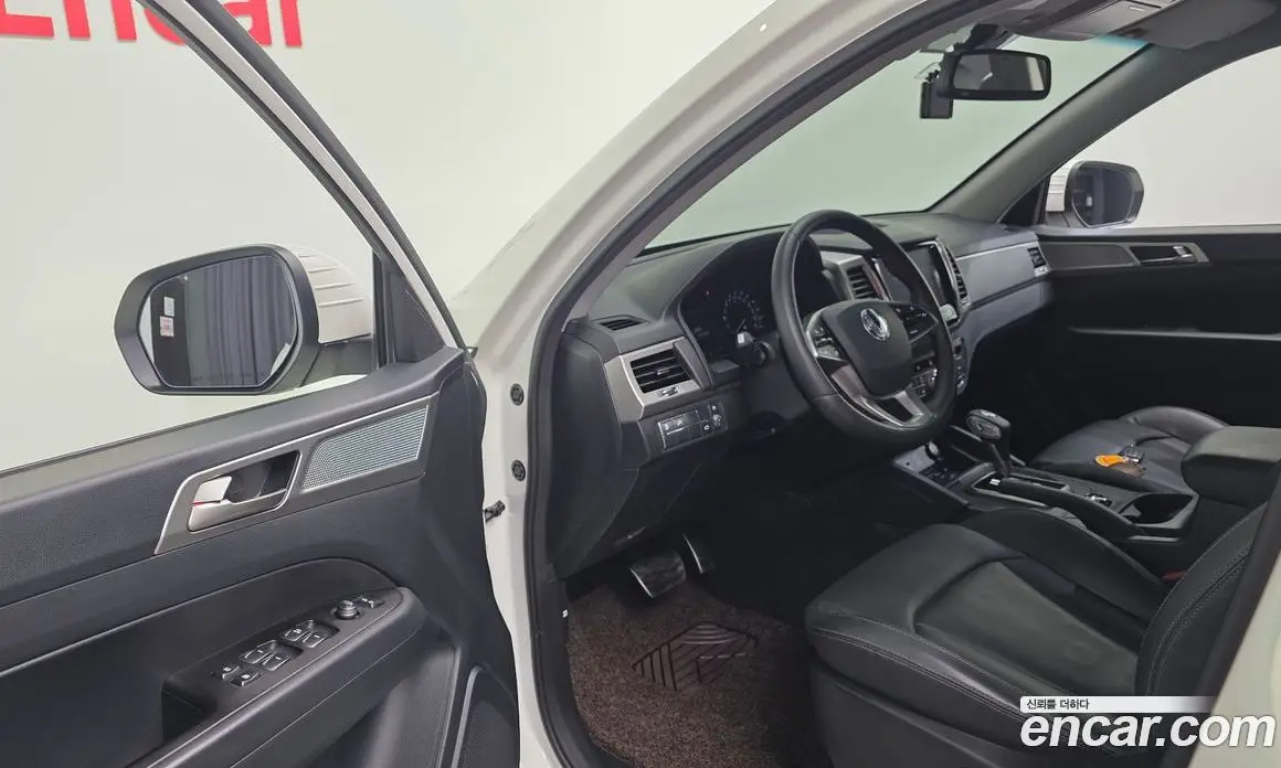 SsangYong Rexton 2018 2.2 автомат (гидро), фото 17