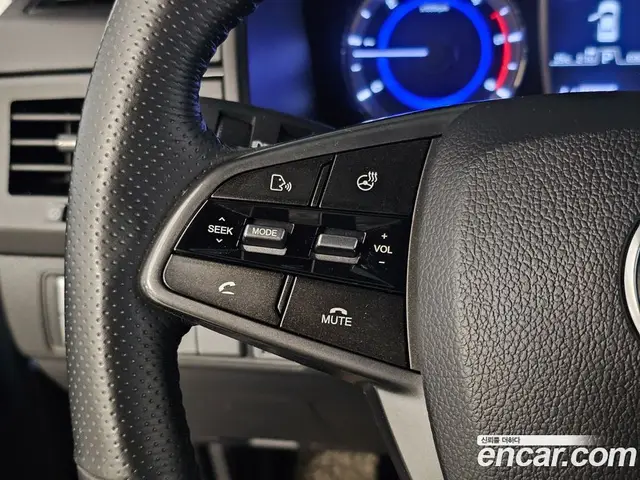 SsangYong Rexton 2021 2.2 автомат (гидро), миниатюра 11
