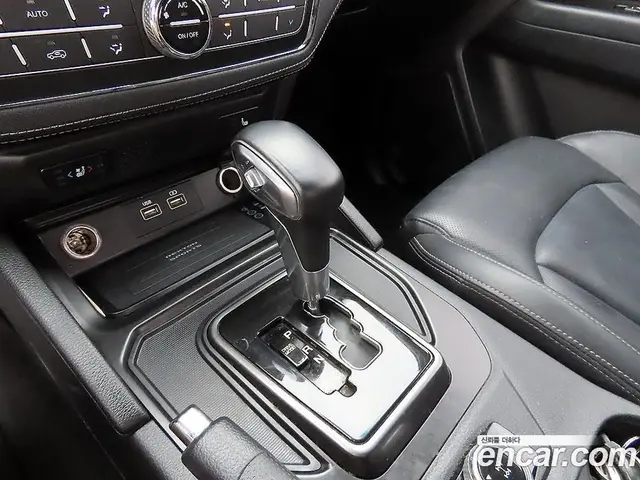SsangYong Rexton 2022 2.2 автомат (гидро), миниатюра 12