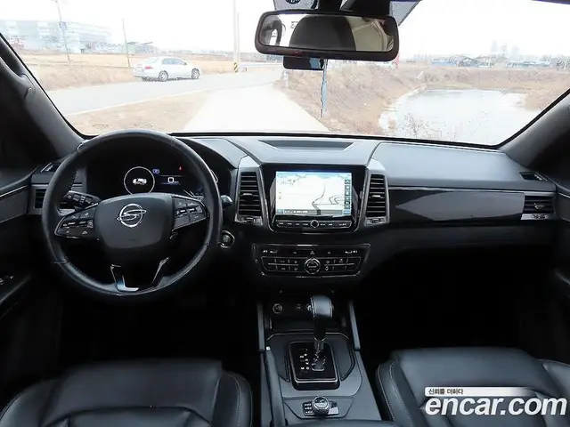 SsangYong Rexton 2022 2.2 автомат (гидро), миниатюра 10