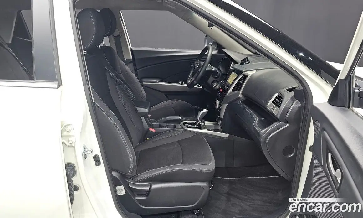 SsangYong TIBOLI 2015 1.6 автомат (гидро), фото 16 SsangYong TIBOLI 2015 1.6 автомат (гидро), фото 16