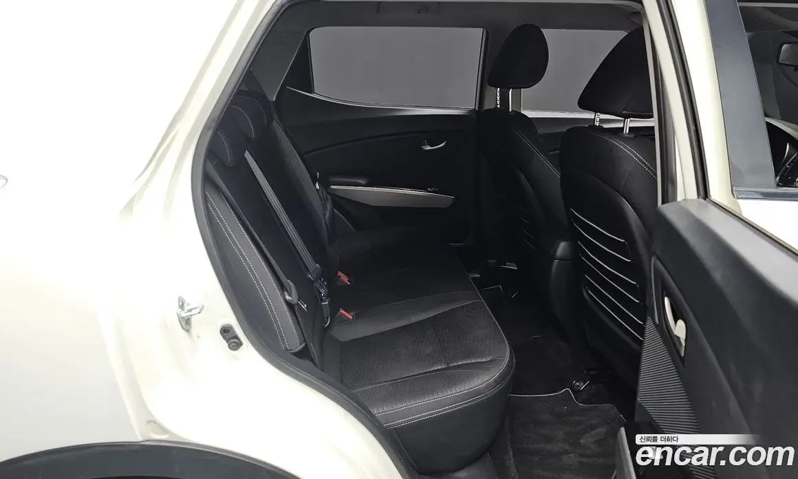 SsangYong TIBOLI 2015 1.6 автомат (гидро), фото 17 SsangYong TIBOLI 2015 1.6 автомат (гидро), фото 17