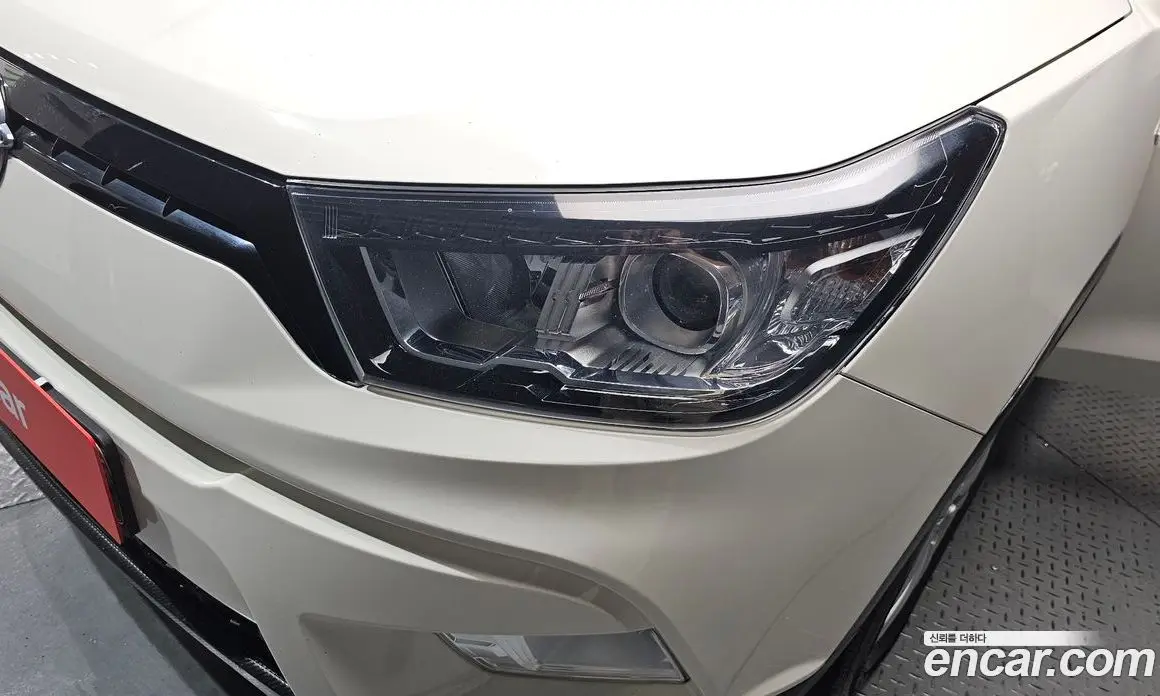 SsangYong TIBOLI 2015 1.6 автомат (гидро), фото 8 SsangYong TIBOLI 2015 1.6 автомат (гидро), фото 8