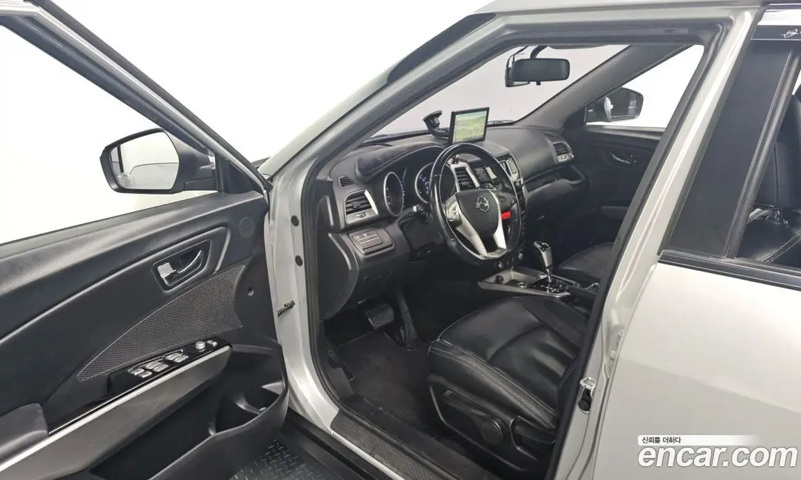 SsangYong TIBOLI 2015 1.6 автомат (гидро), фото 12