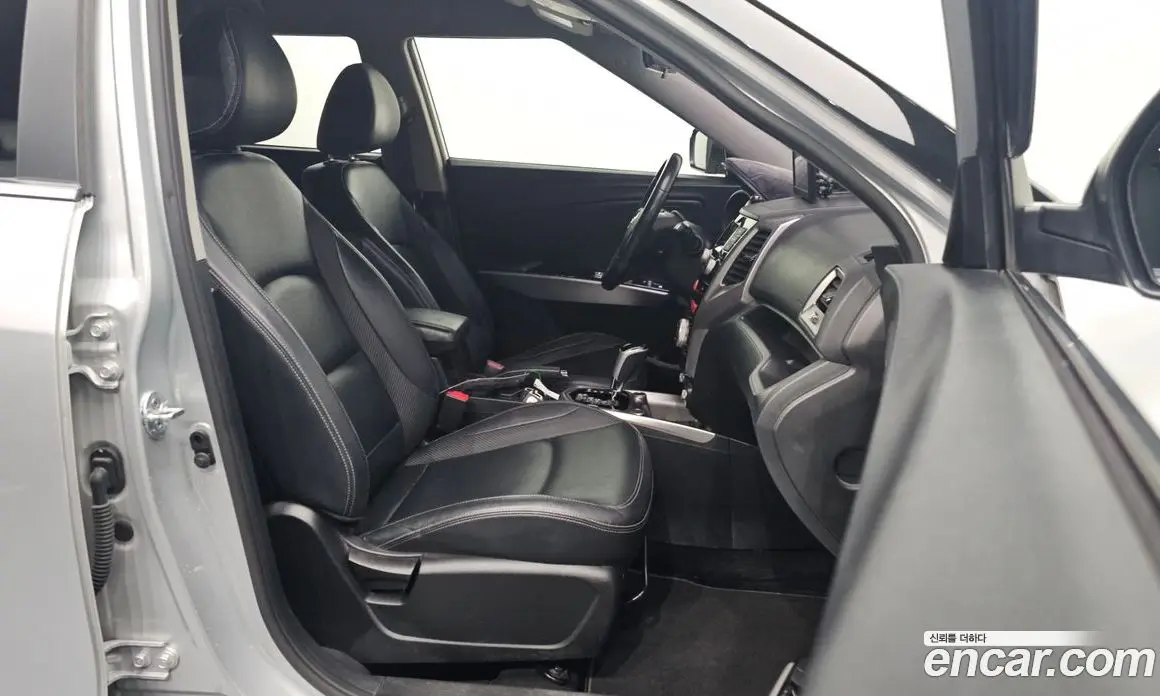 SsangYong TIBOLI 2015 1.6 автомат (гидро), фото 15