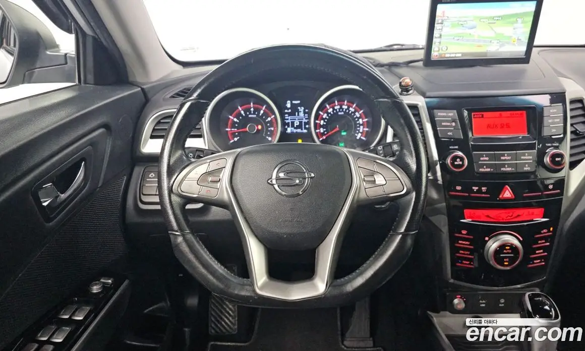 SsangYong TIBOLI 2015 1.6 автомат (гидро), фото 18