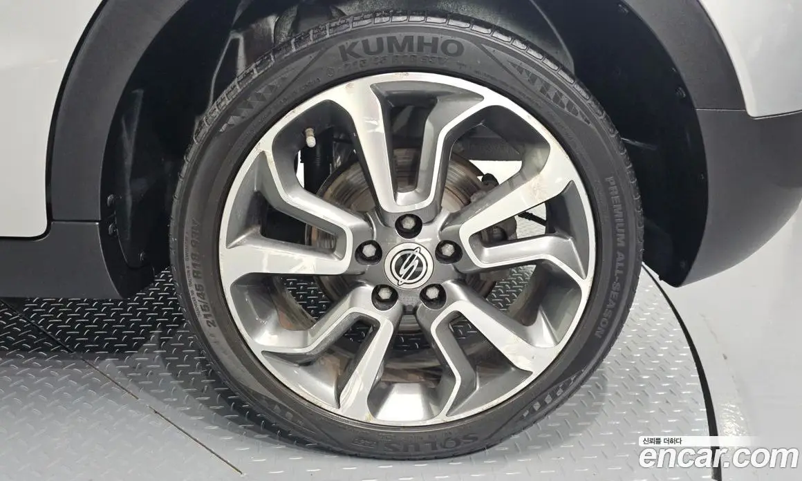 SsangYong TIBOLI 2015 1.6 автомат (гидро), фото 4