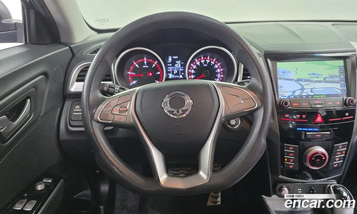 SsangYong TIBOLI 2017 1.6 автомат (гидро), фото 13