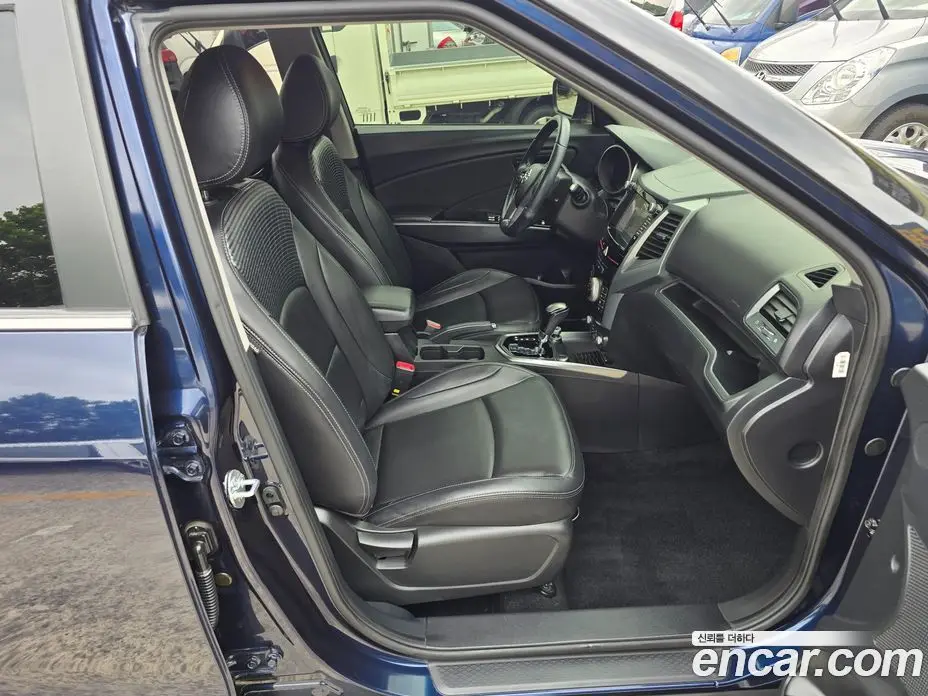 SsangYong TIBOLI 2018 1.6 автомат (гидро), фото 15