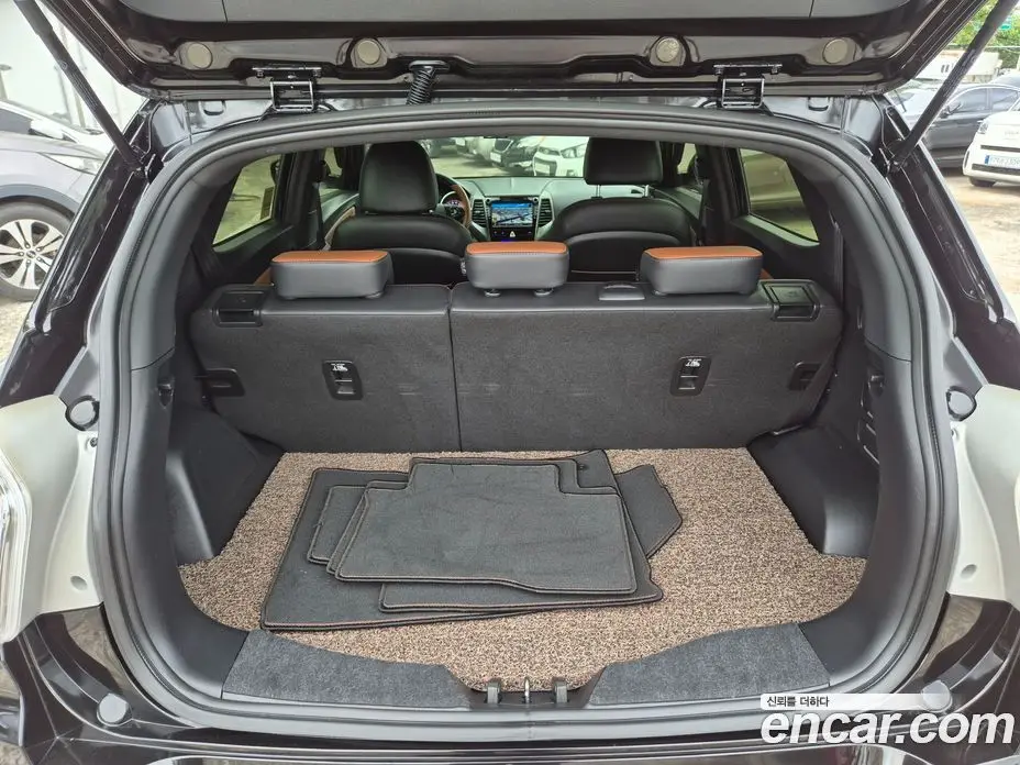SsangYong TIBOLI 2019 1.6 автомат (гидро), фото 17