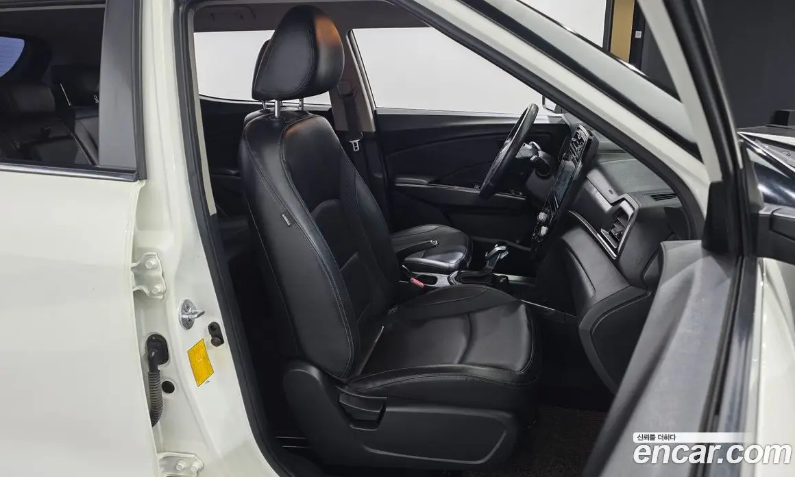 SsangYong TIBOLI 2020 1.5 автомат (гидро), фото 12 SsangYong TIBOLI 2020 1.5 автомат (гидро), фото 12