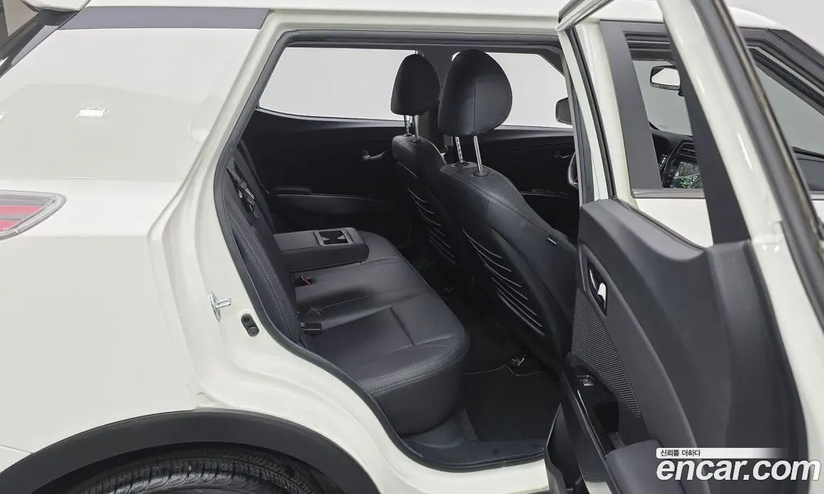 SsangYong TIBOLI 2022 1.5 автомат (гидро), фото 11