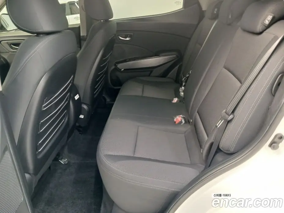 SsangYong TIBOLI 2022 1.5 автомат (гидро), фото 10 SsangYong TIBOLI 2022 1.5 автомат (гидро), фото 10