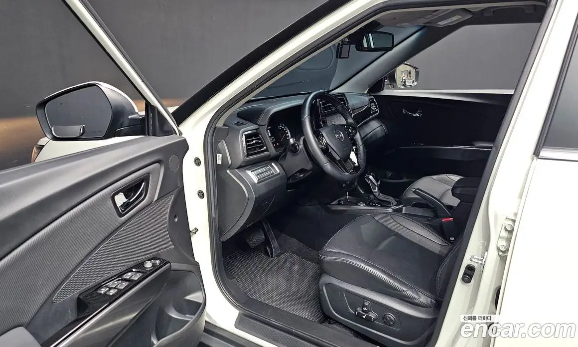 SsangYong TIBOLI 2023 1.5 автомат (гидро), фото 13