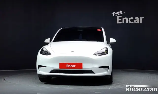 Tesla Model Y 2024 0.2 автомат (гидро), миниатюра 3