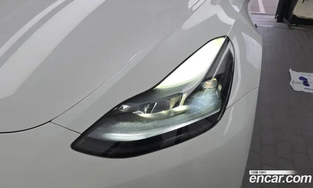 Tesla Model Y 2024 0.2 автомат (гидро), миниатюра 8