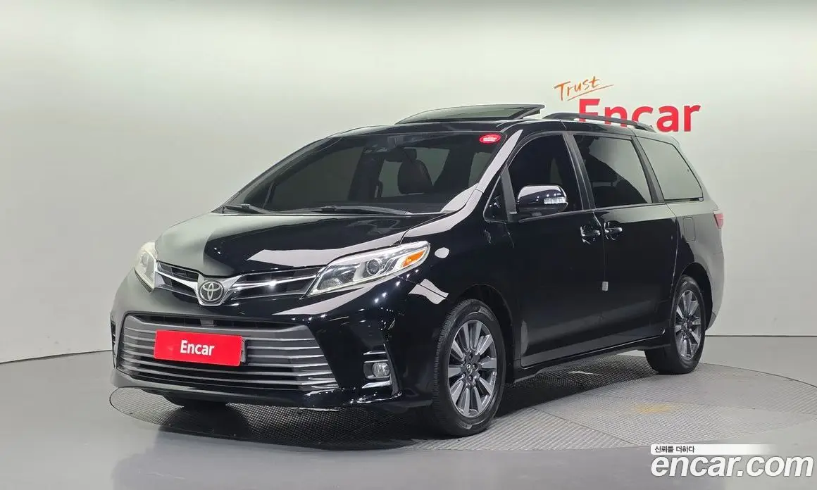 Toyota Sienna 2018 3.5 автомат (гидро), фото 1 Toyota Sienna 2018 3.5 автомат (гидро), фото 1