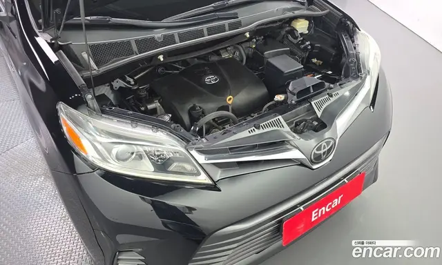 Toyota Sienna 2018 3.5 автомат (гидро), миниатюра 6 Toyota Sienna 2018 3.5 автомат (гидро), миниатюра 6