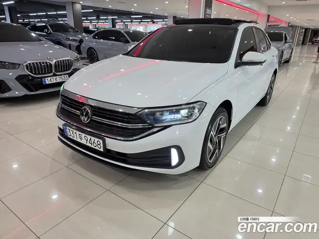 Volkswagen Jetta 2022 1.5 автомат (гидро), миниатюра 1 Volkswagen Jetta 2022 1.5 автомат (гидро), миниатюра 1