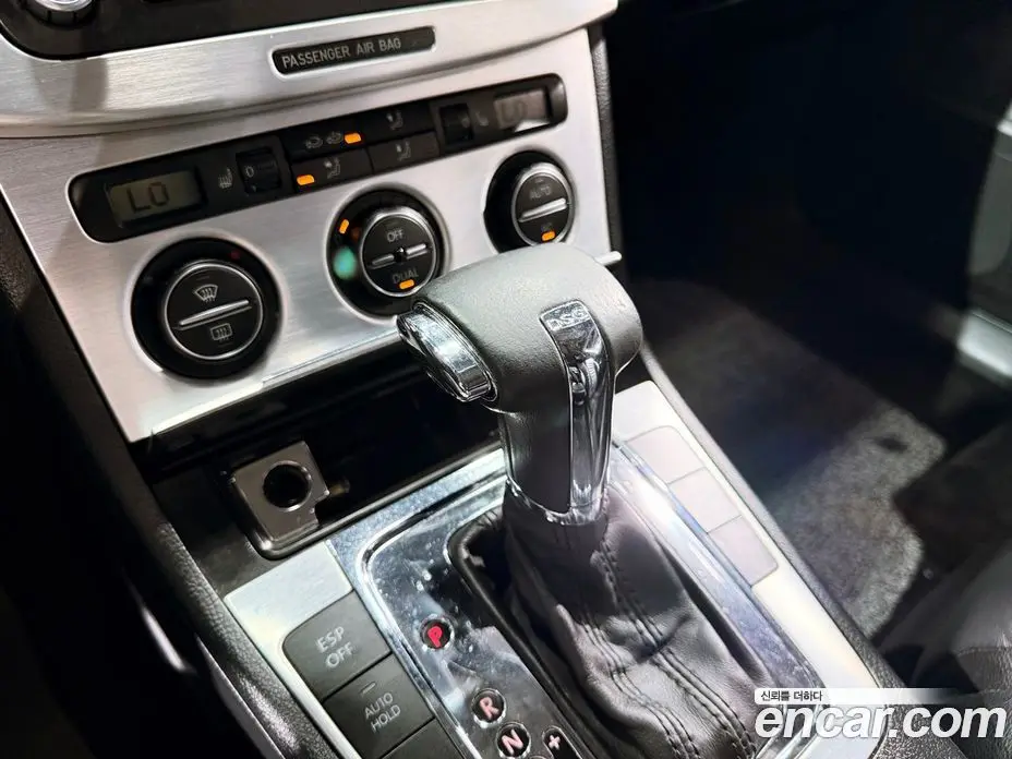 Volkswagen Passat 2009 2.0 автомат (гидро), фото 11 Volkswagen Passat 2009 2.0 автомат (гидро), фото 11