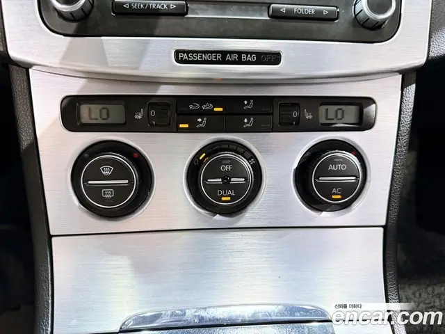 Volkswagen Passat 2009 2.0 автомат (гидро), миниатюра 12