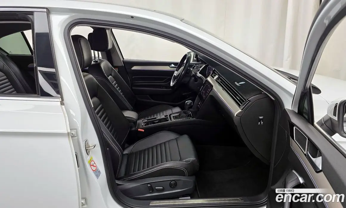 Volkswagen Passat 2021 2.0 автомат (гидро), фото 11 Volkswagen Passat 2021 2.0 автомат (гидро), фото 11