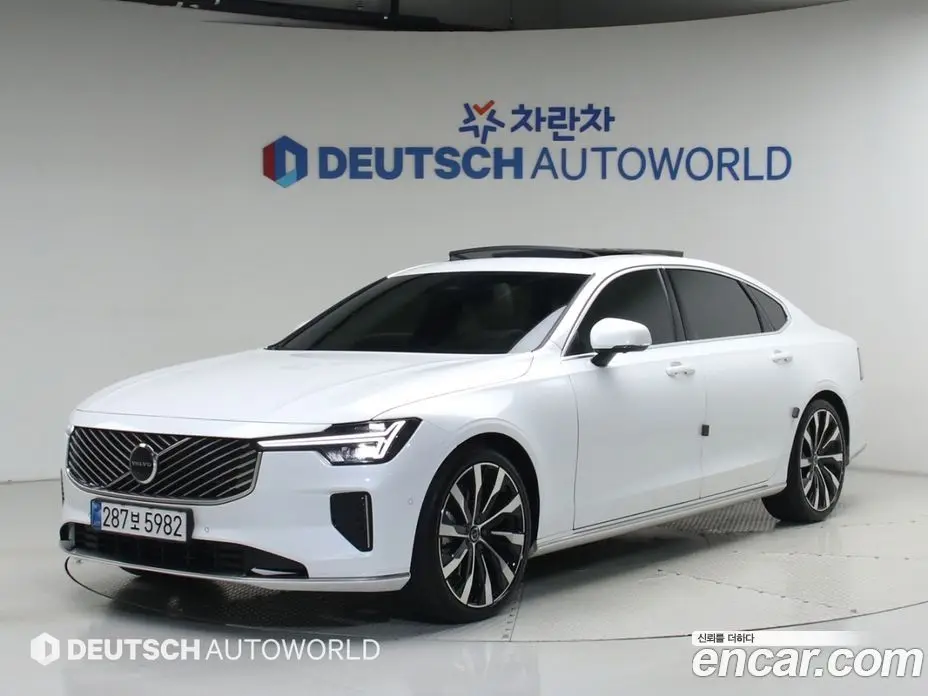 Volvo S90 2025 2.0 автомат (гидро), фото 1