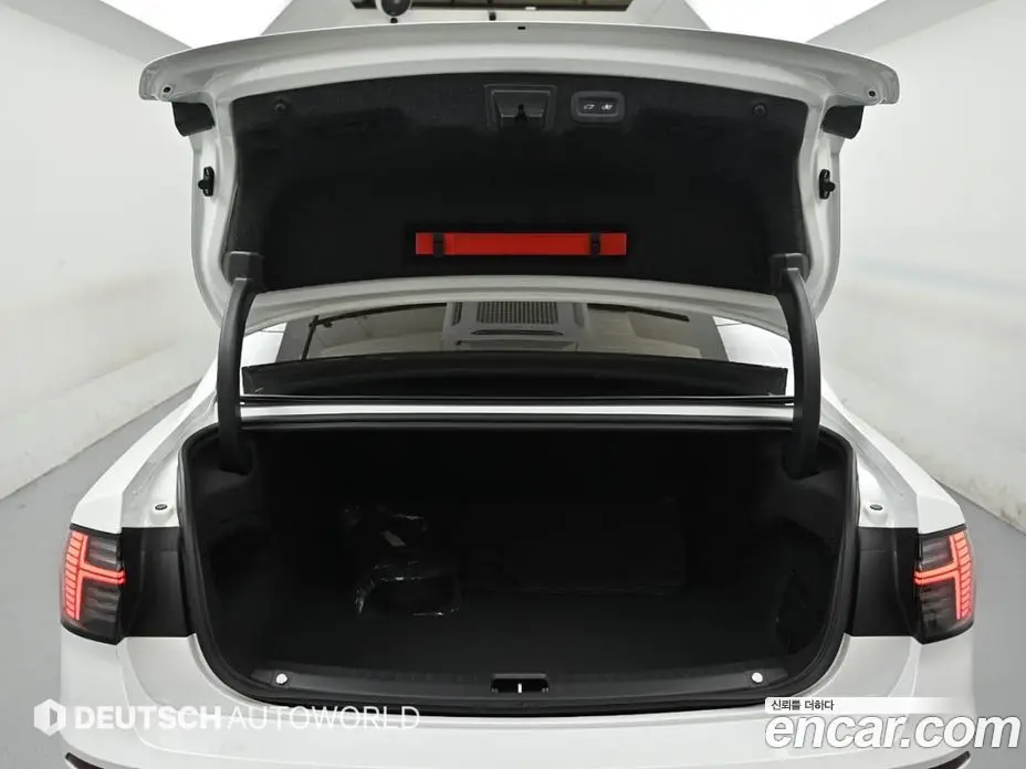 Volvo S90 2025 2.0 автомат (гидро), фото 19